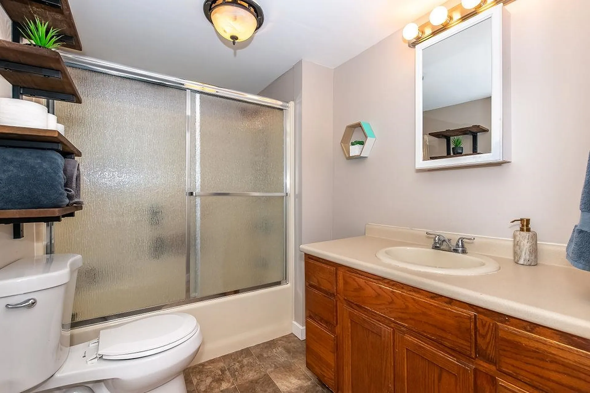 143 Lebanon Road North Berwick ME 03906