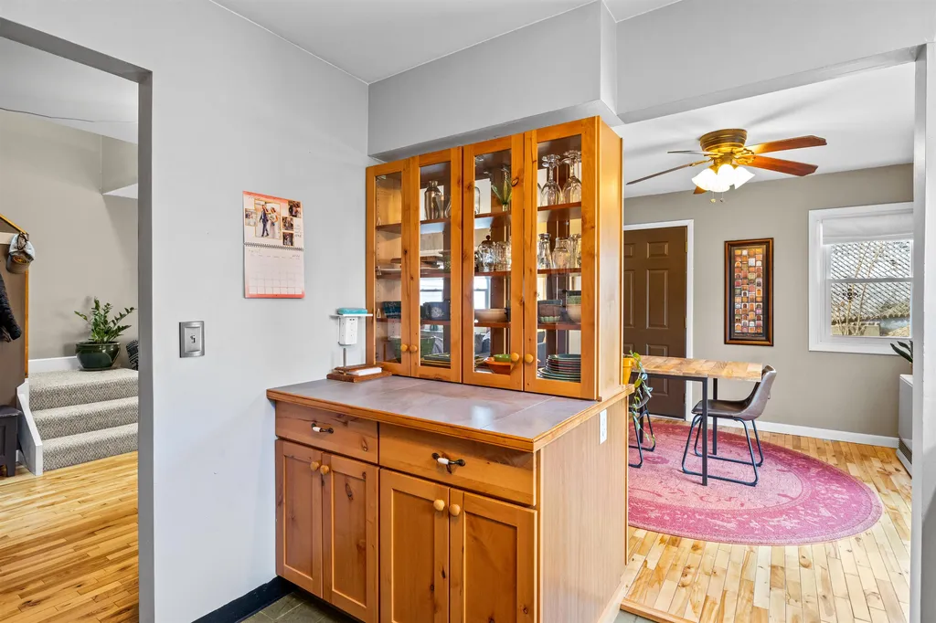 298 S Winooski Avenue Burlington VT 05401