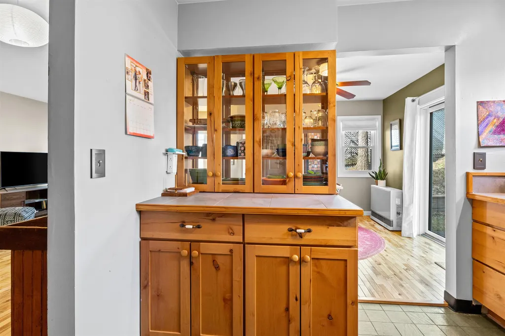 298 S Winooski Avenue Burlington VT 05401