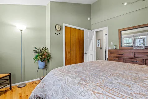 298 S Winooski Avenue Burlington VT 05401