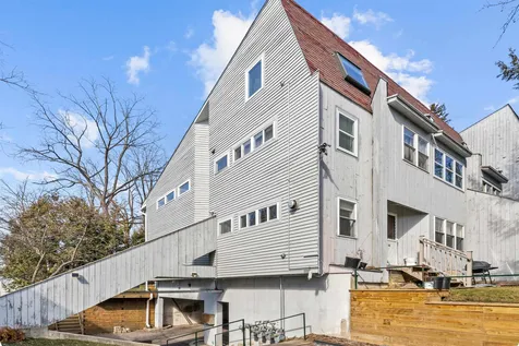 298 S Winooski Avenue Burlington VT 05401