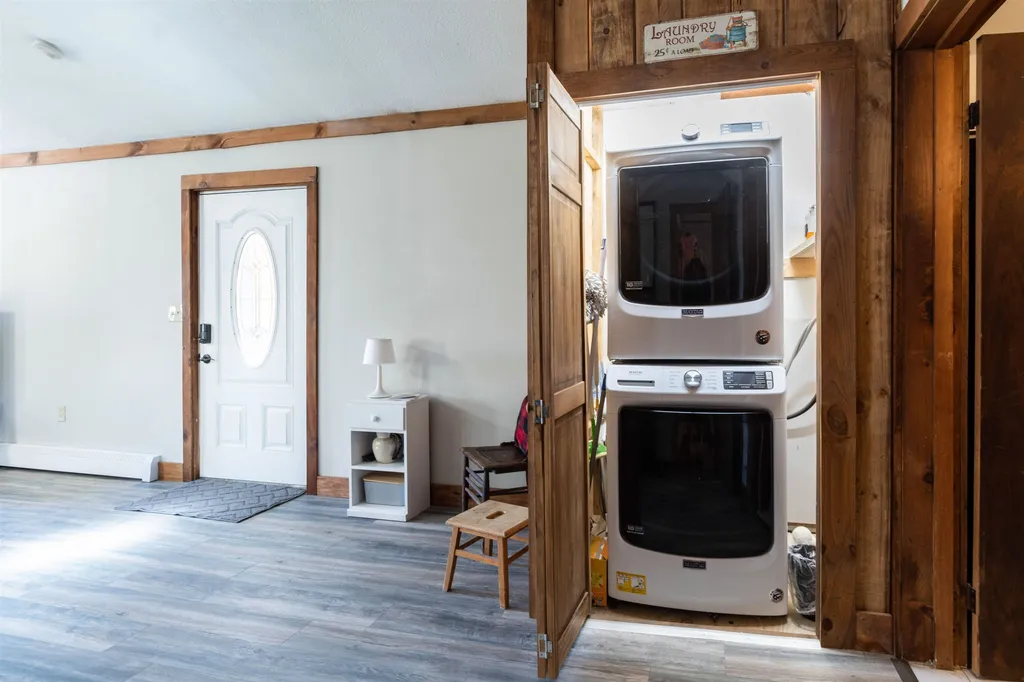 371 - 373 East Mountain Road Newport NH 03773