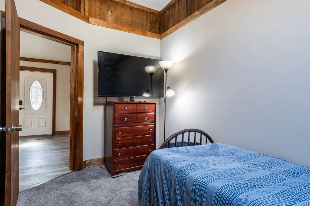 371 - 373 East Mountain Road Newport NH 03773