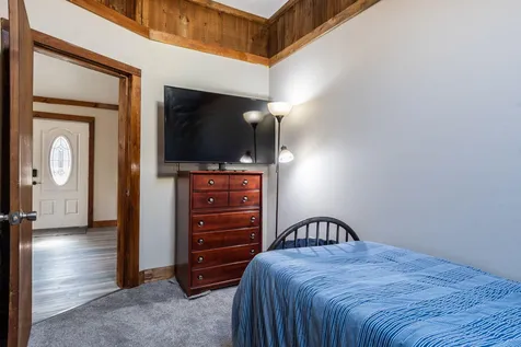 371 - 373 East Mountain Road Newport NH 03773