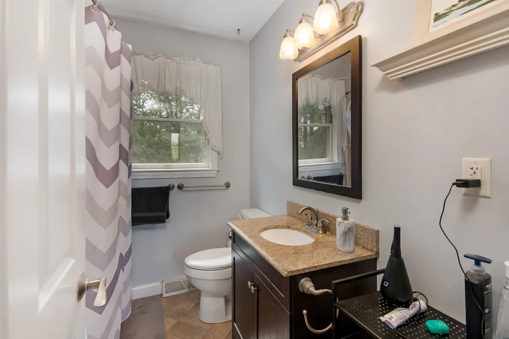 62 Shirley Circle Williston VT 05495