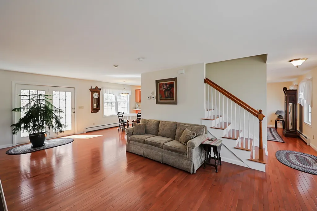6 Bluebird Lane Boscawen NH 03303