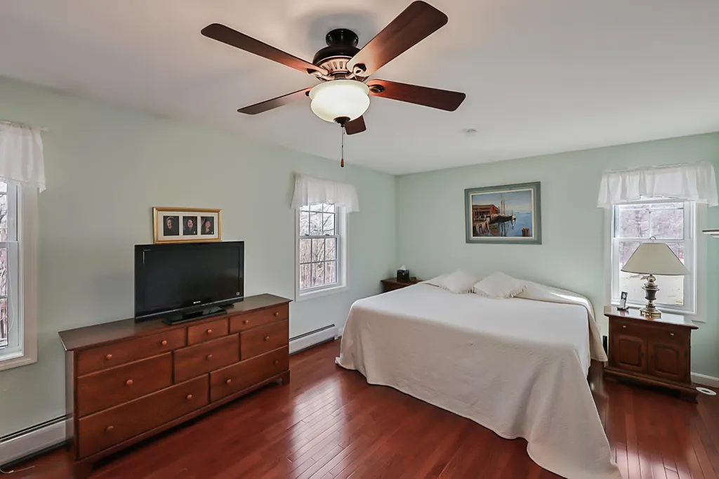 6 Bluebird Lane Boscawen NH 03303