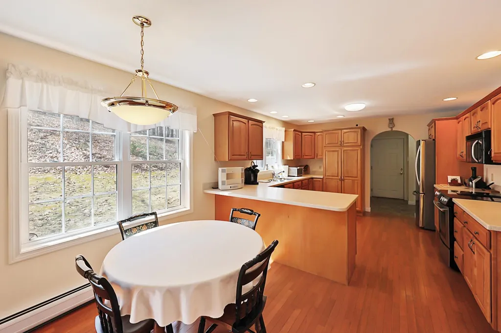 6 Bluebird Lane Boscawen NH 03303