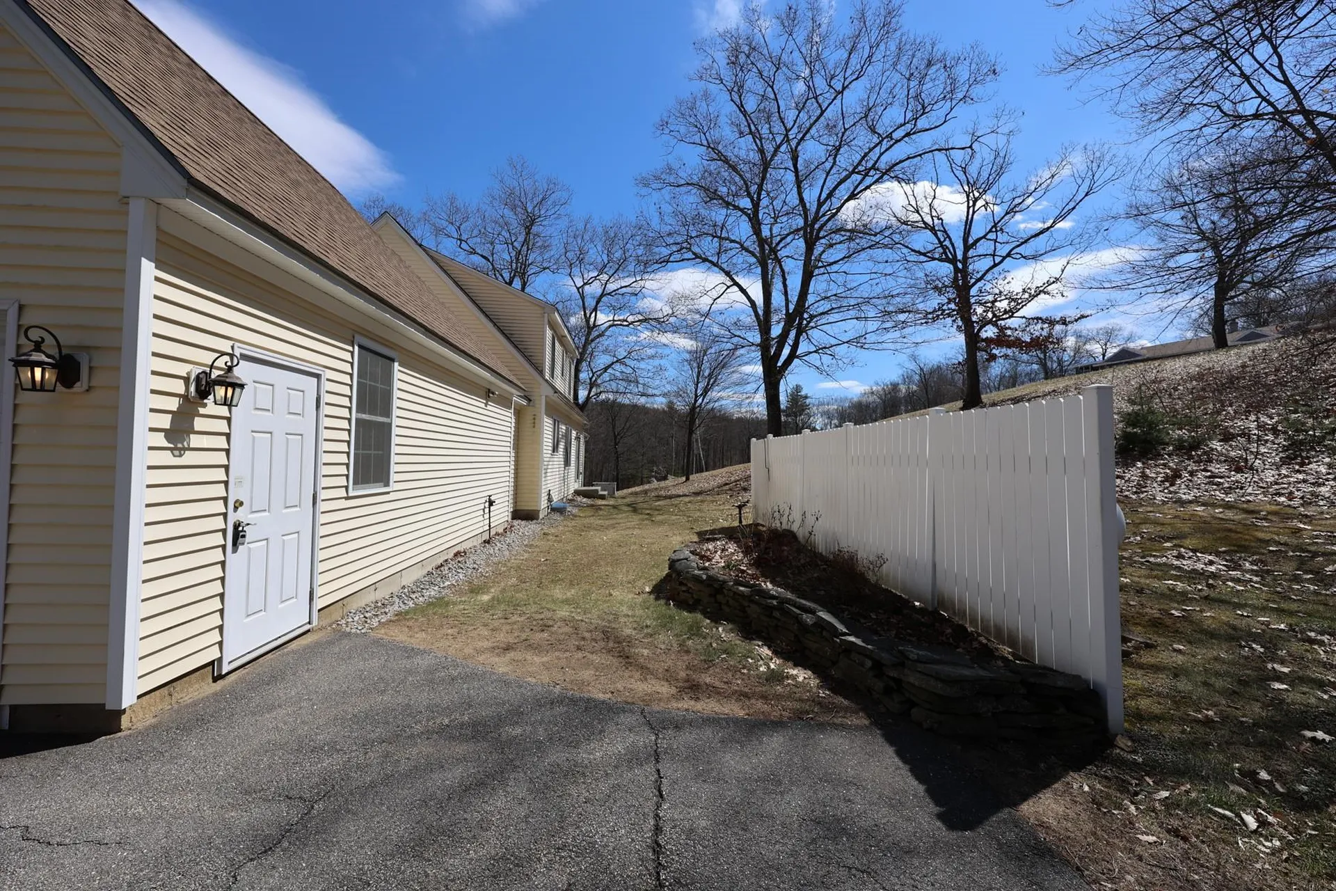6 Bluebird Lane Boscawen NH 03303