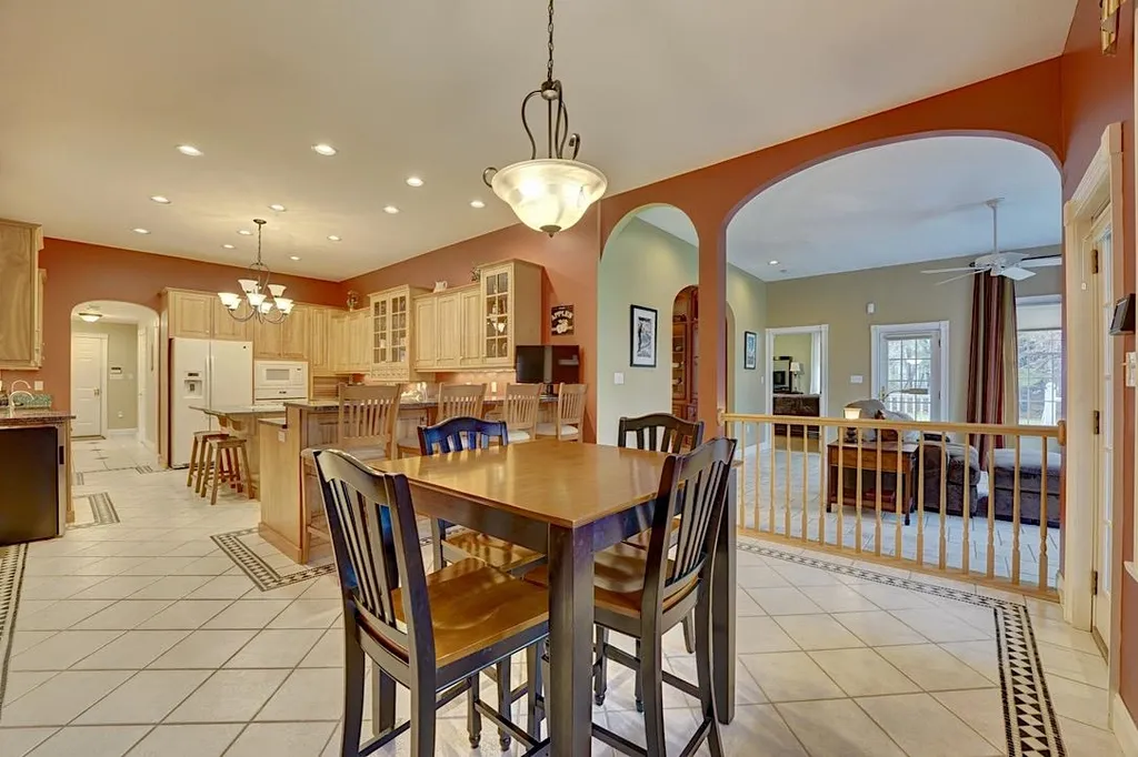 190 Pillsbury Road Londonderry NH 03053