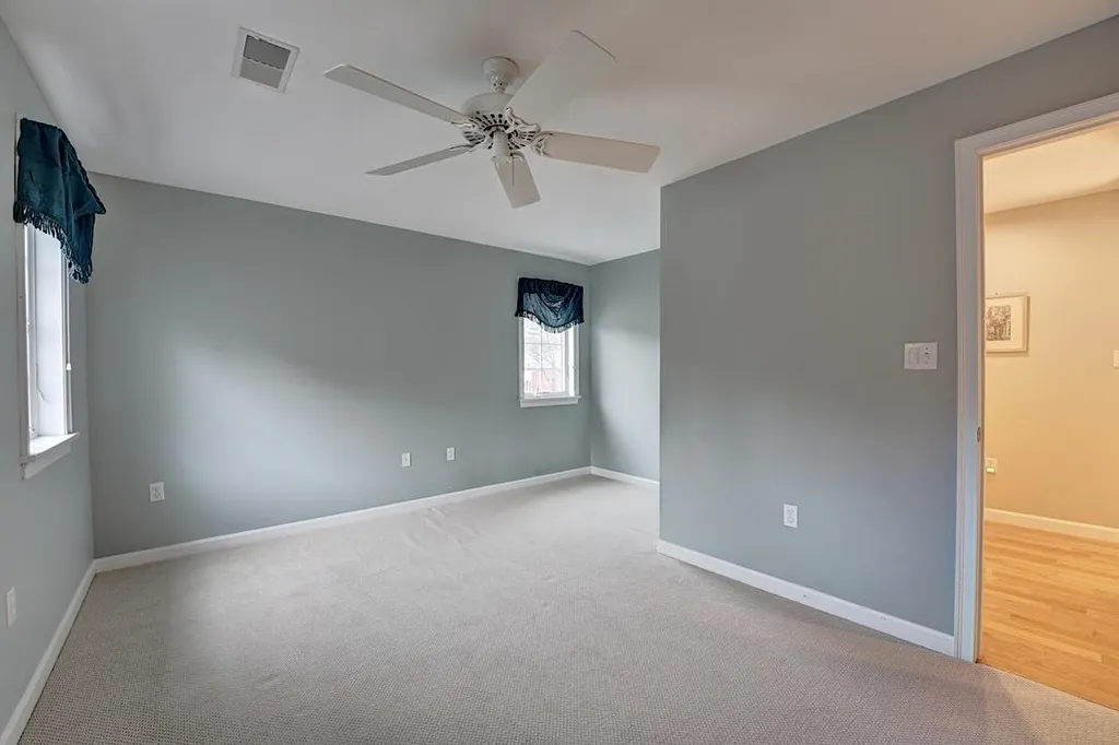 190 Pillsbury Road Londonderry NH 03053