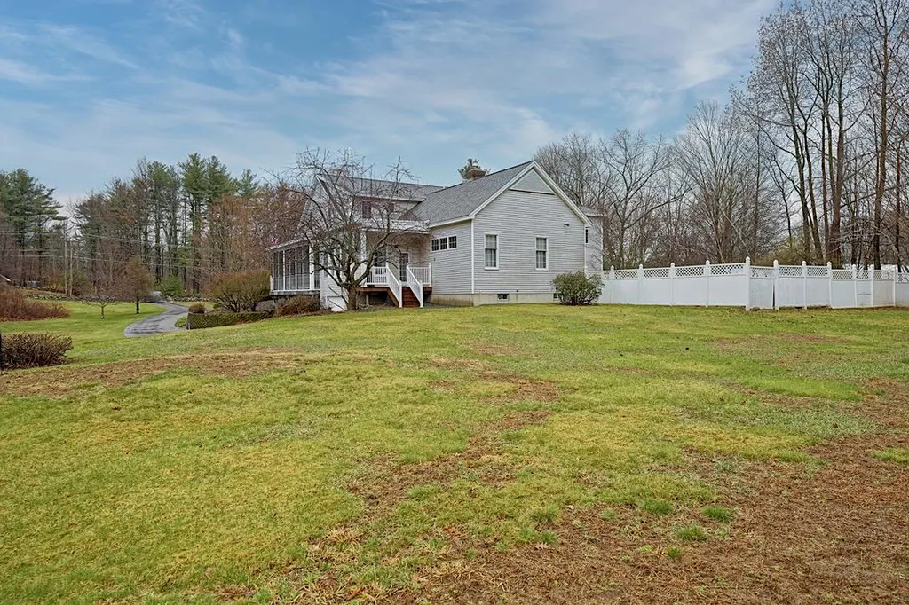 190 Pillsbury Road Londonderry NH 03053