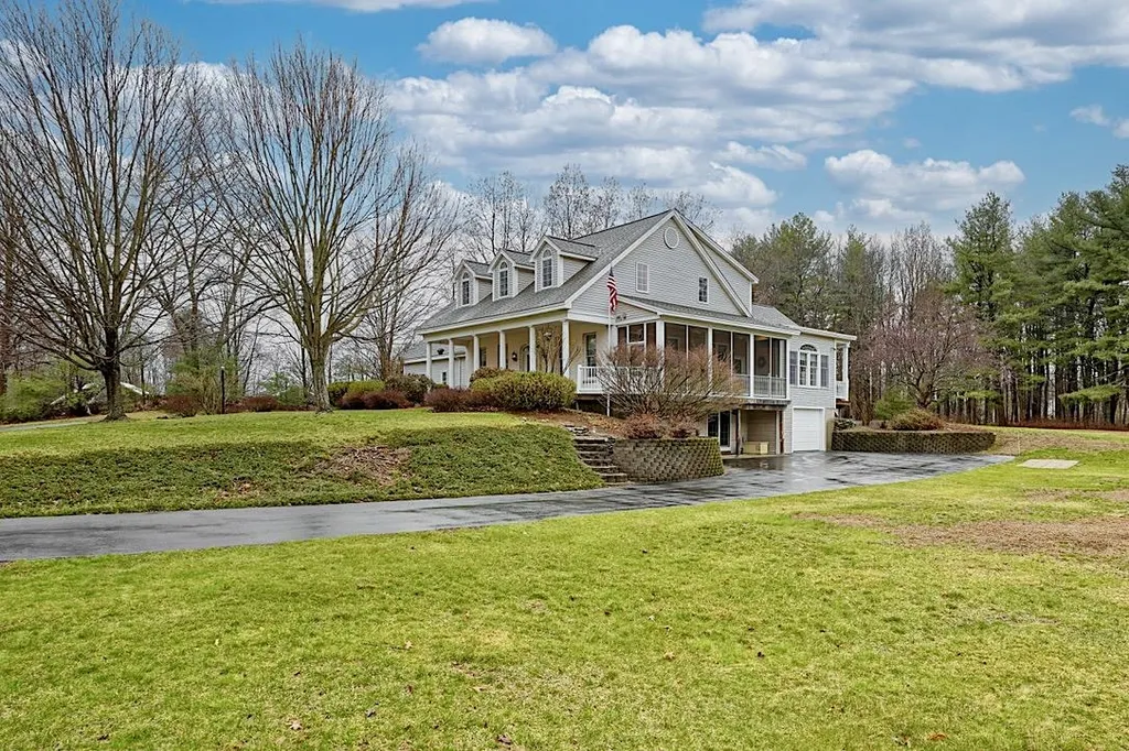 190 Pillsbury Road Londonderry NH 03053