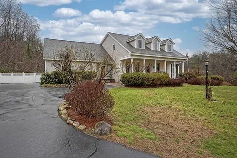190 Pillsbury Road Londonderry NH 03053