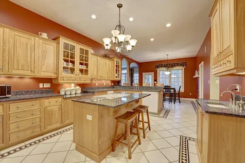 190 Pillsbury Road Londonderry NH 03053