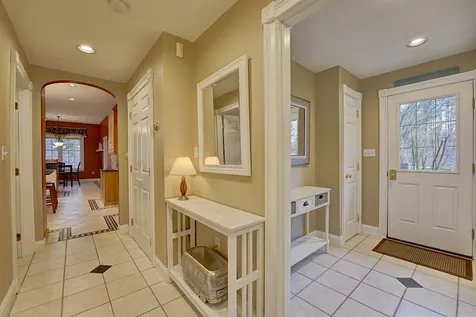 190 Pillsbury Road Londonderry NH 03053