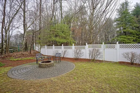 190 Pillsbury Road Londonderry NH 03053