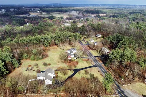 190 Pillsbury Road Londonderry NH 03053