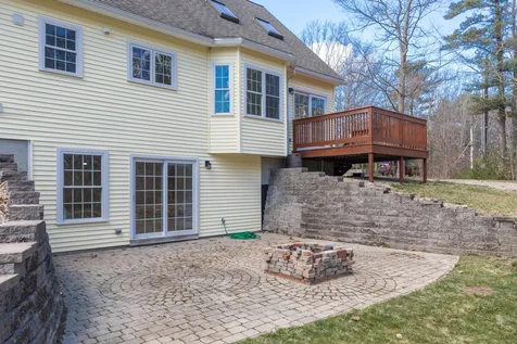1 Izzy Lane Kittery ME 03904