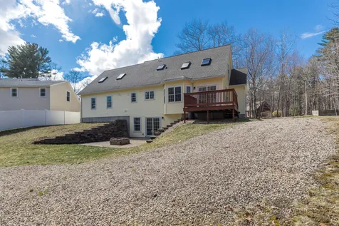 1 Izzy Lane Kittery ME 03904
