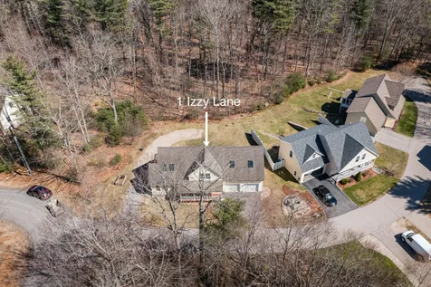 1 Izzy Lane Kittery ME 03904