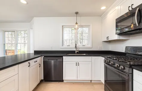 1 Izzy Lane Kittery ME 03904