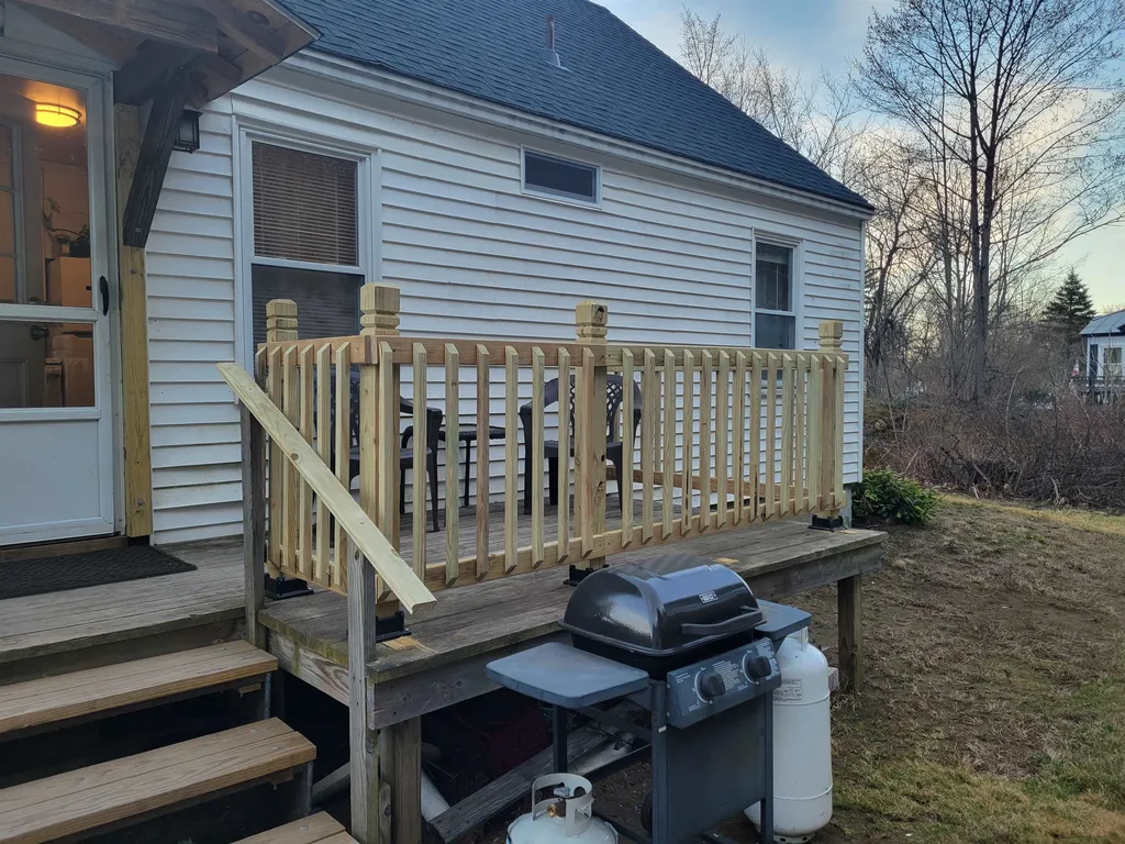 59 Weston Heights Windsor VT 05089