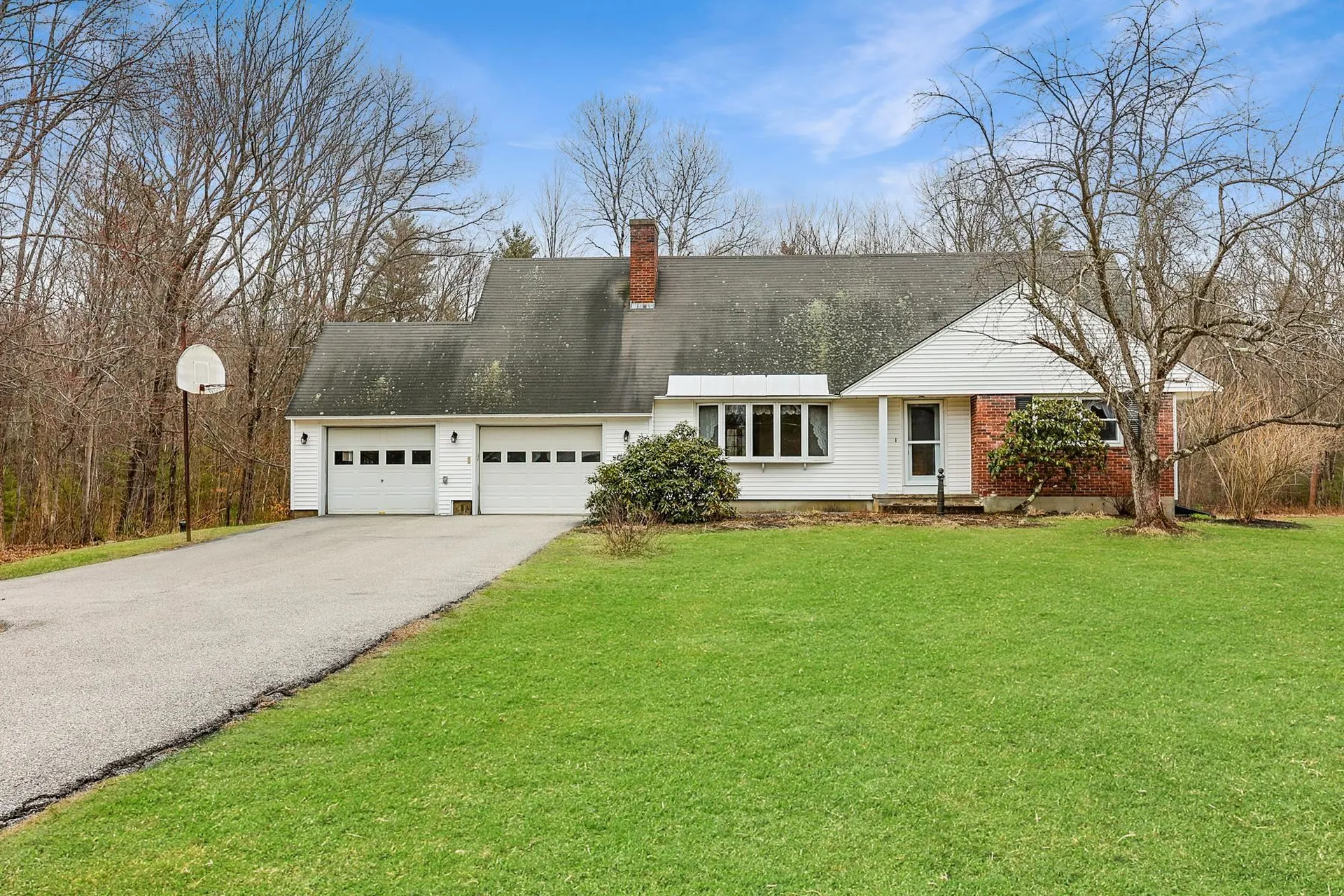 623 Borough Road Pembroke NH 03275