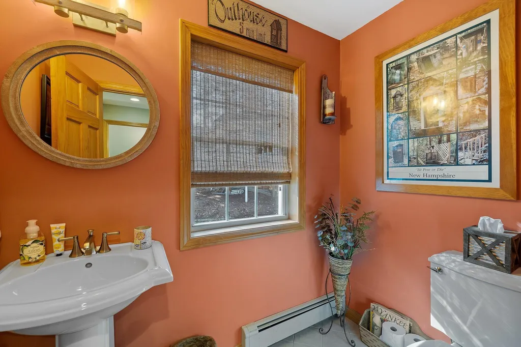 20 Logan Street Thornton NH 03285