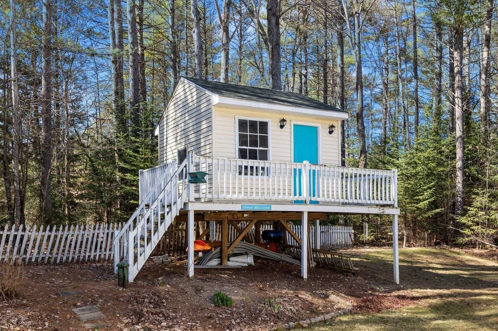 20 Logan Street Thornton NH 03285
