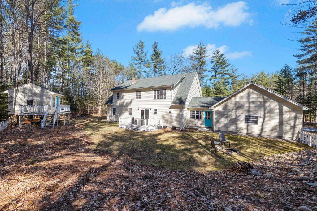 20 Logan Street Thornton NH 03285