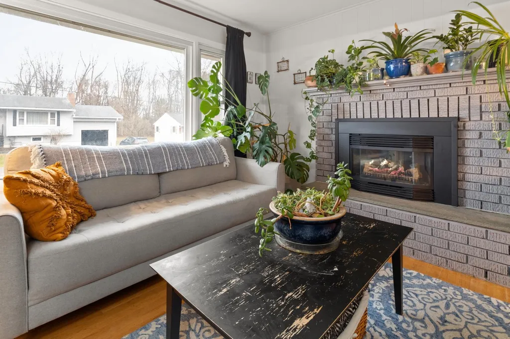 74 Lakeview Drive Shelburne VT 05482