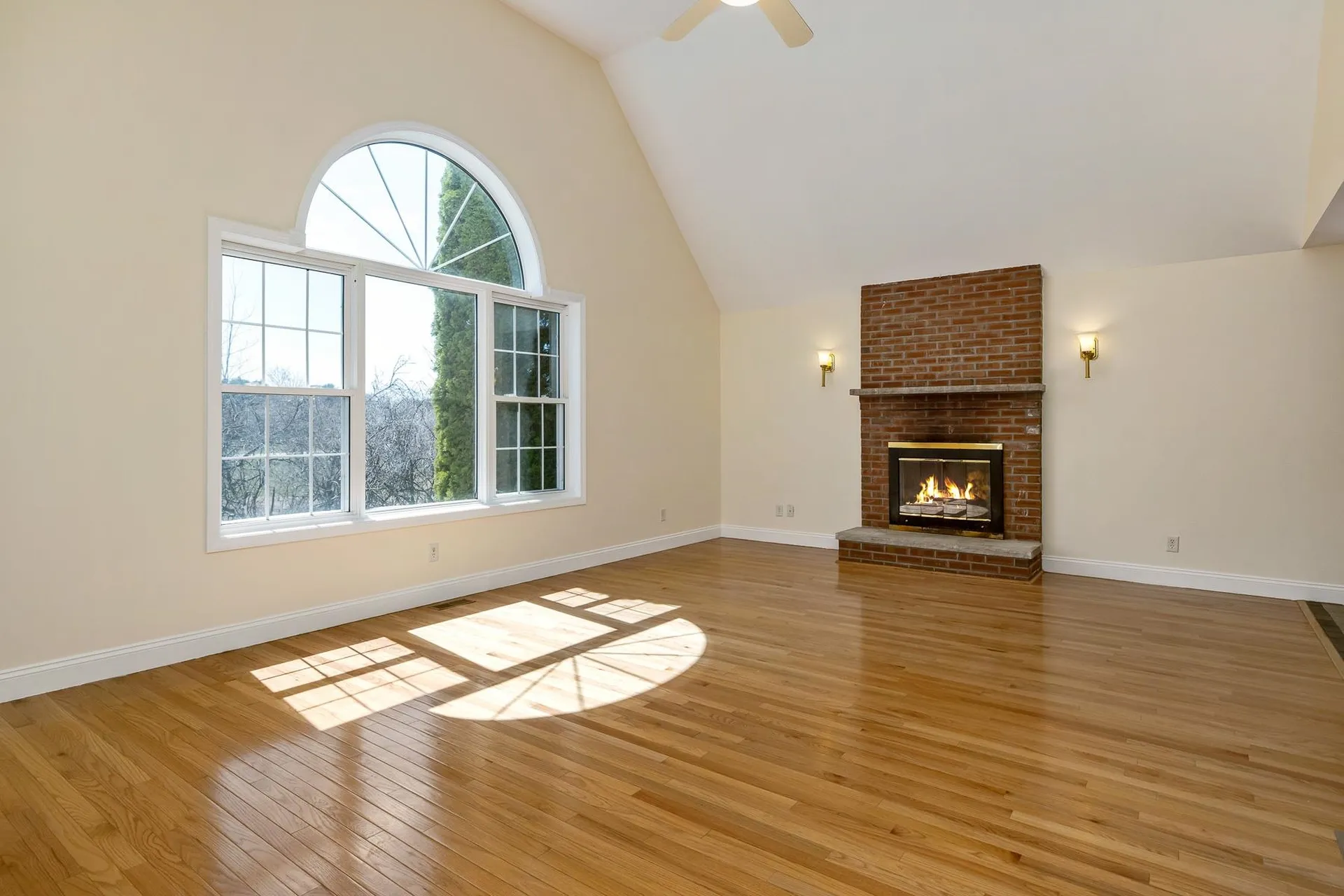 4 Wiggin Way Stratham NH 03885