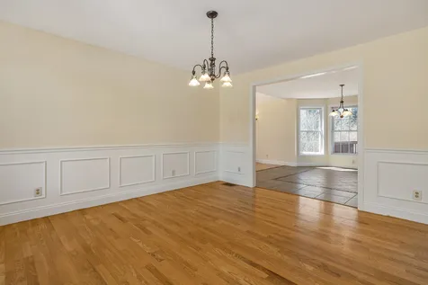 4 Wiggin Way Stratham NH 03885