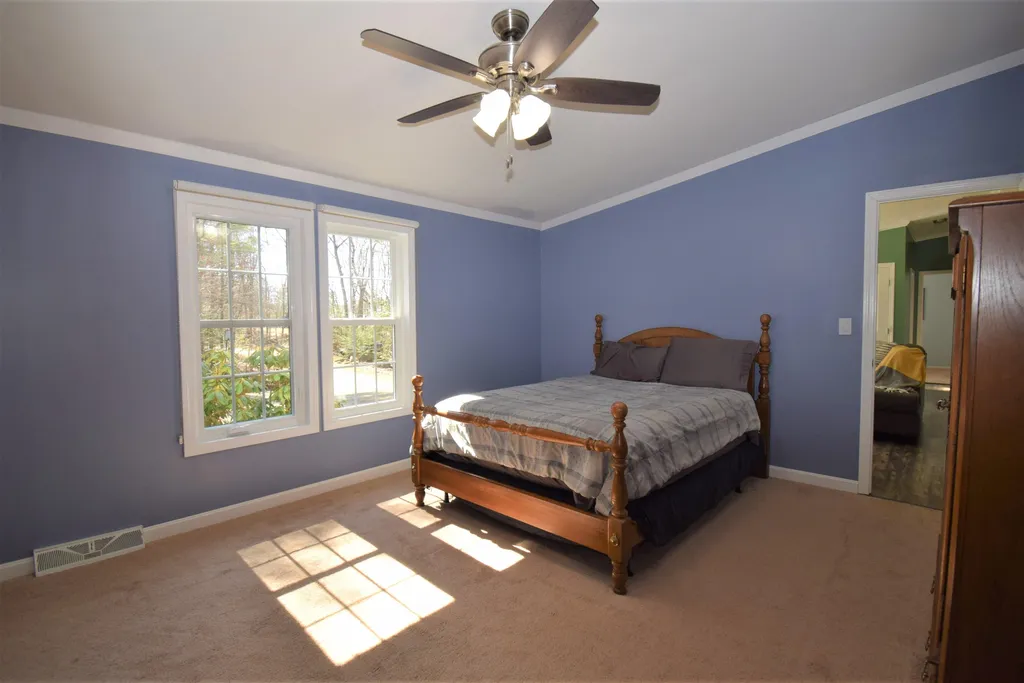 13 Jeffrey Drive Northwood NH 03261