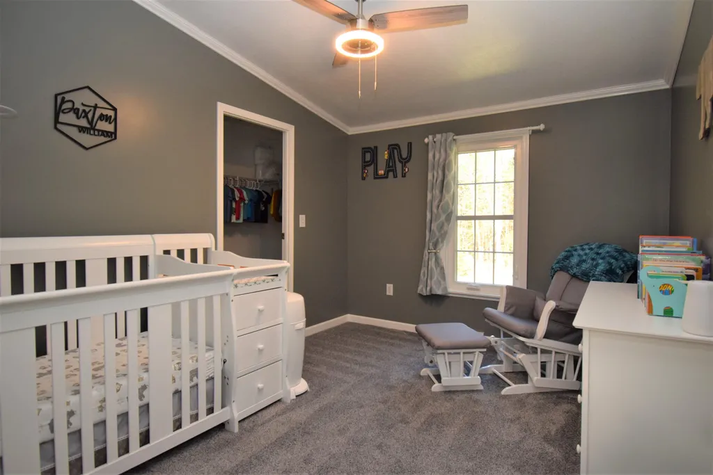 13 Jeffrey Drive Northwood NH 03261