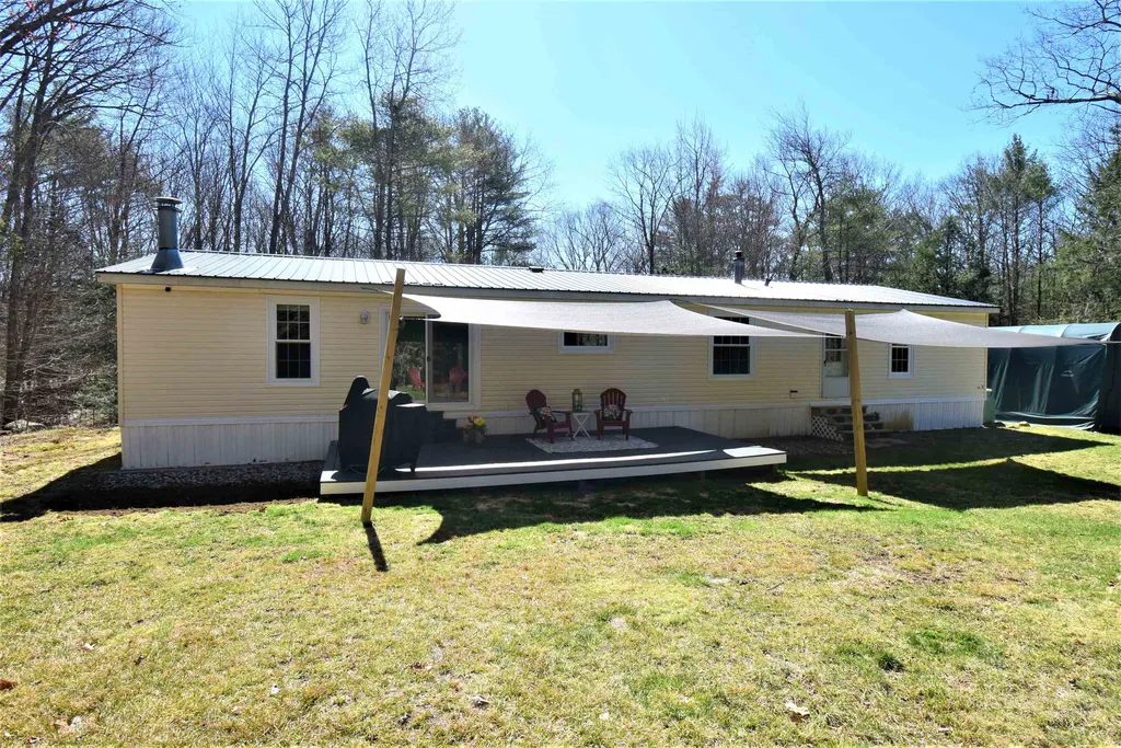 13 Jeffrey Drive Northwood NH 03261