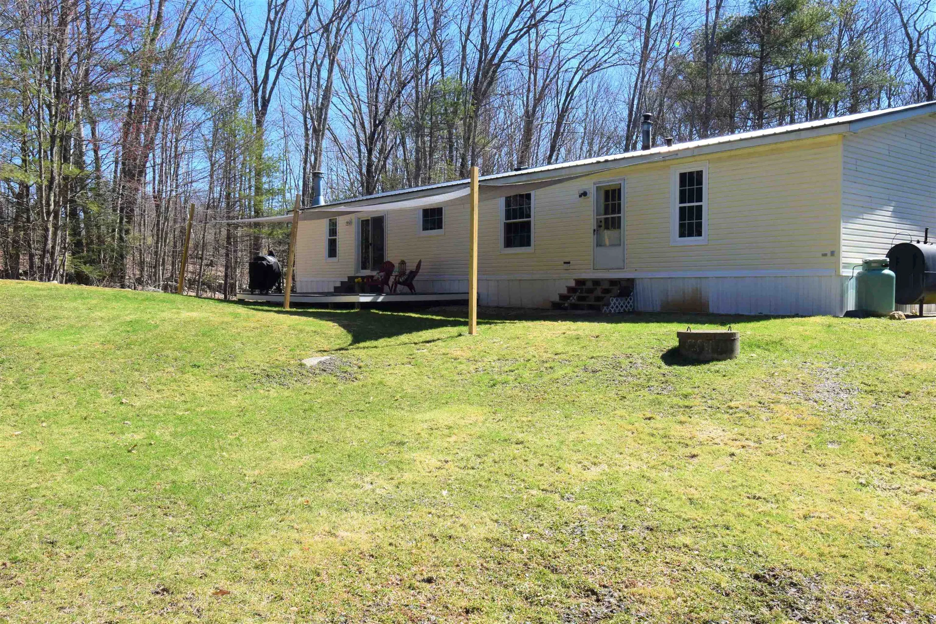 13 Jeffrey Drive Northwood NH 03261