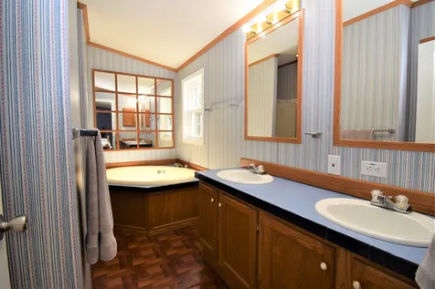 13 Jeffrey Drive Northwood NH 03261