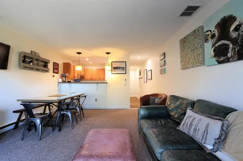 25 Burkeside Road Burke VT 05832