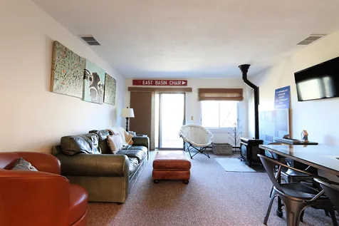 25 Burkeside Road Burke VT 05832