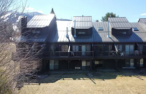 25 Burkeside Road Burke VT 05832