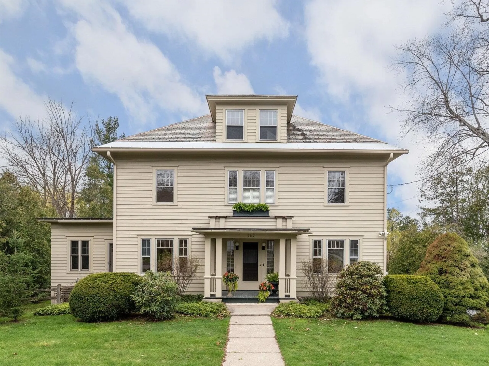 307 South Prospect Street Burlington VT 05401