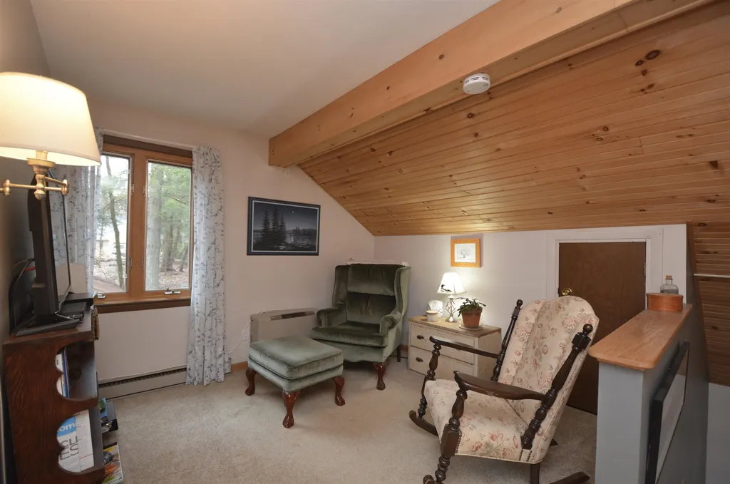 32 Highwood Way Grantham NH 03753