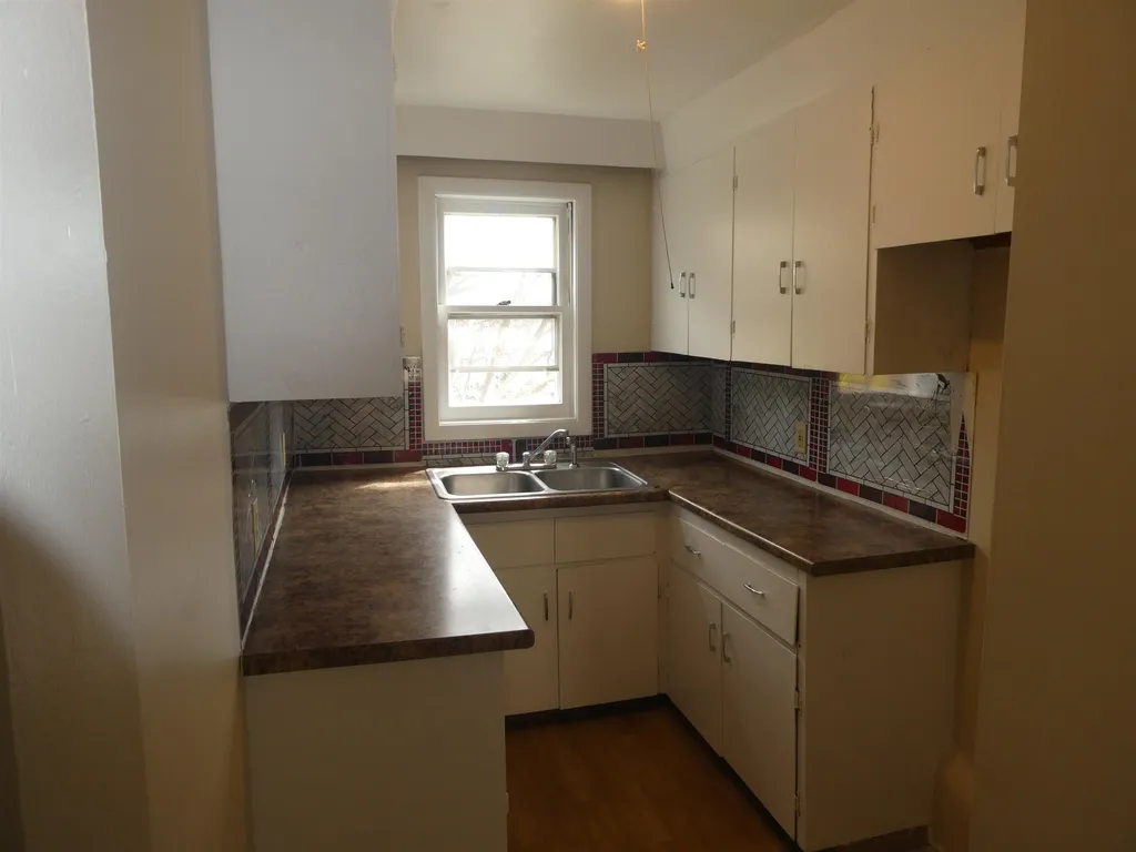 2 Bethel Court Manchester NH 03104