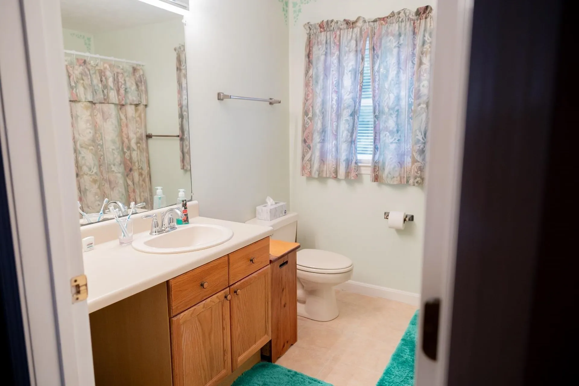 16 Settlement Way Nashua NH 03062-4438