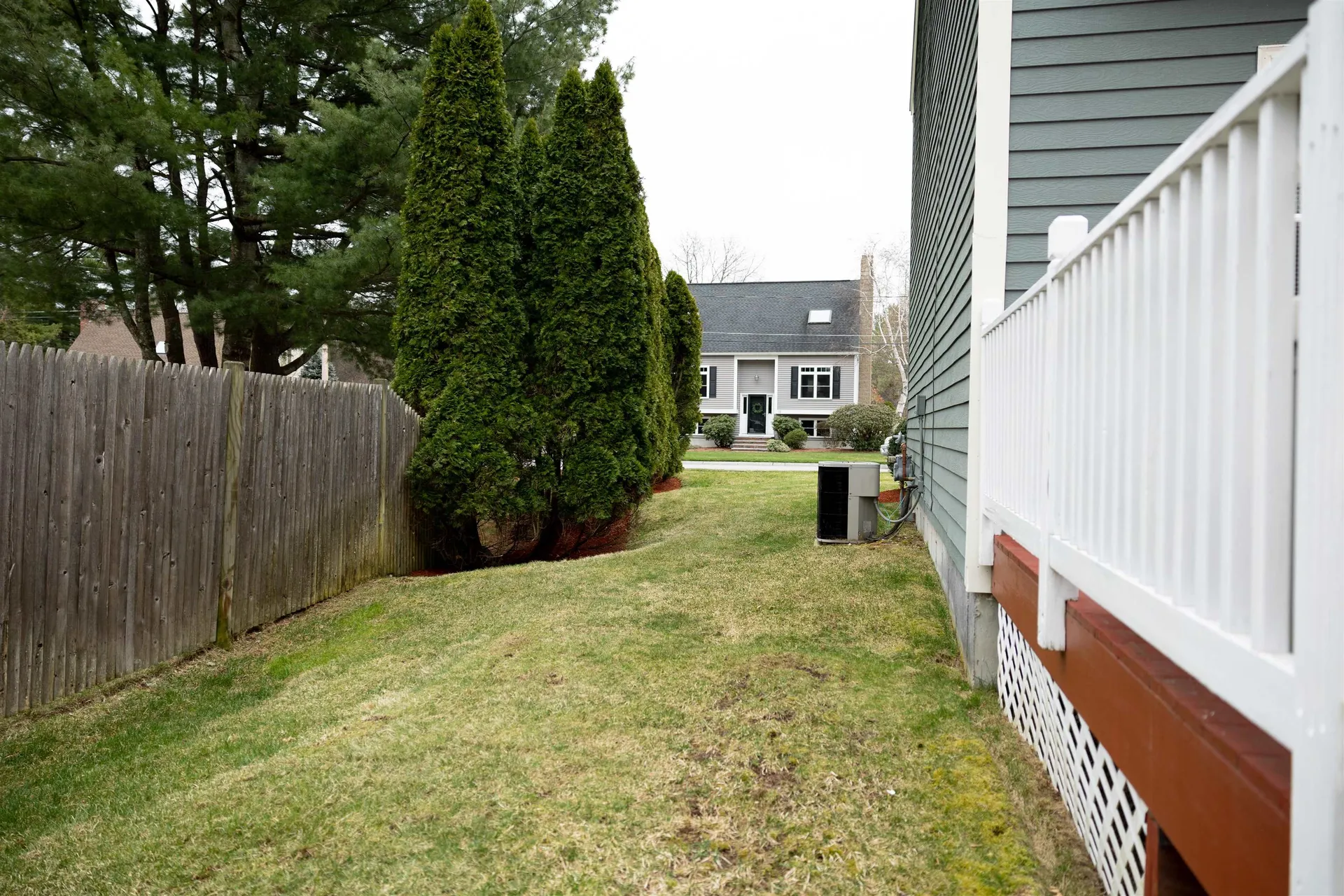 16 Settlement Way Nashua NH 03062-4438