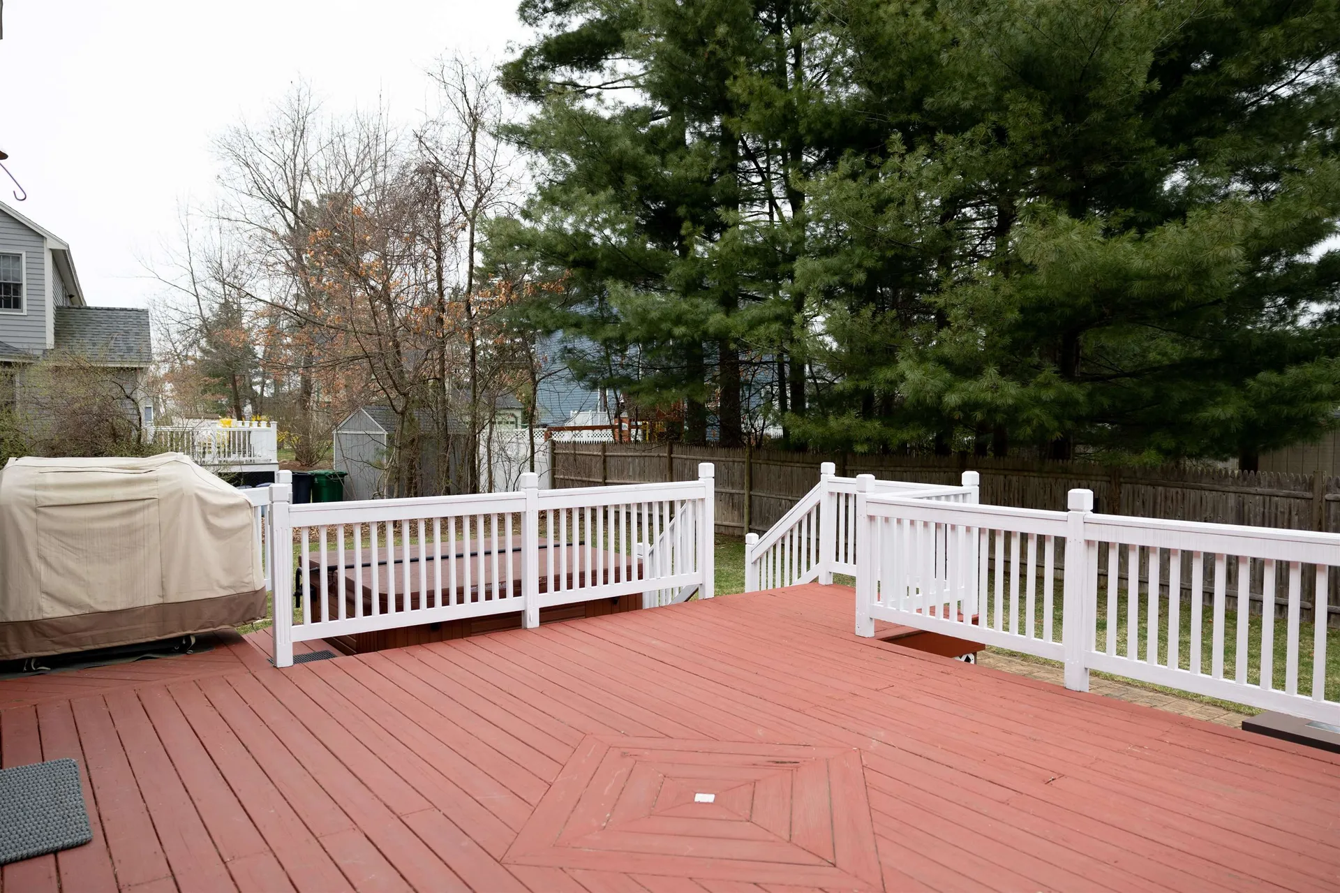 16 Settlement Way Nashua NH 03062-4438