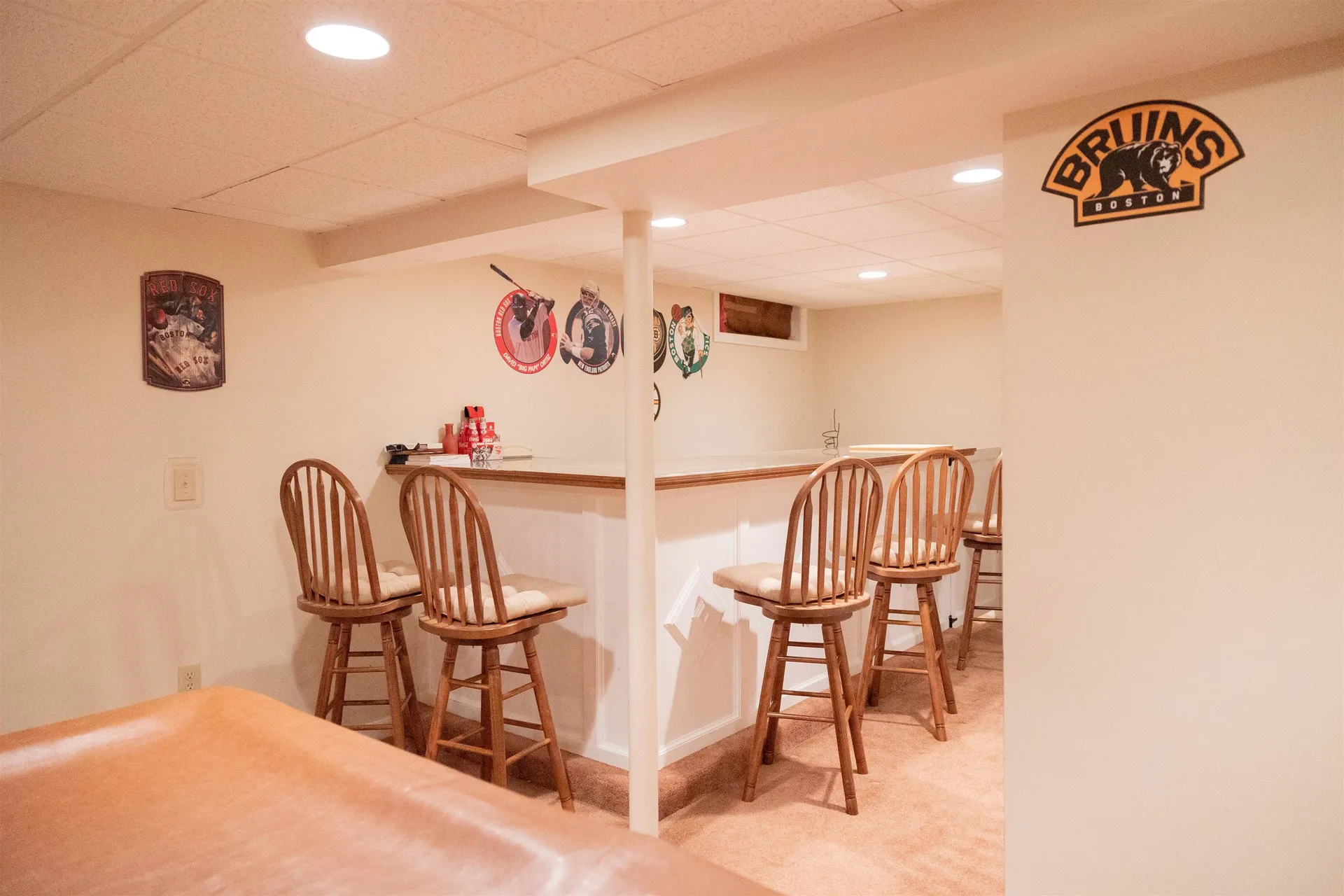 16 Settlement Way Nashua NH 03062-4438