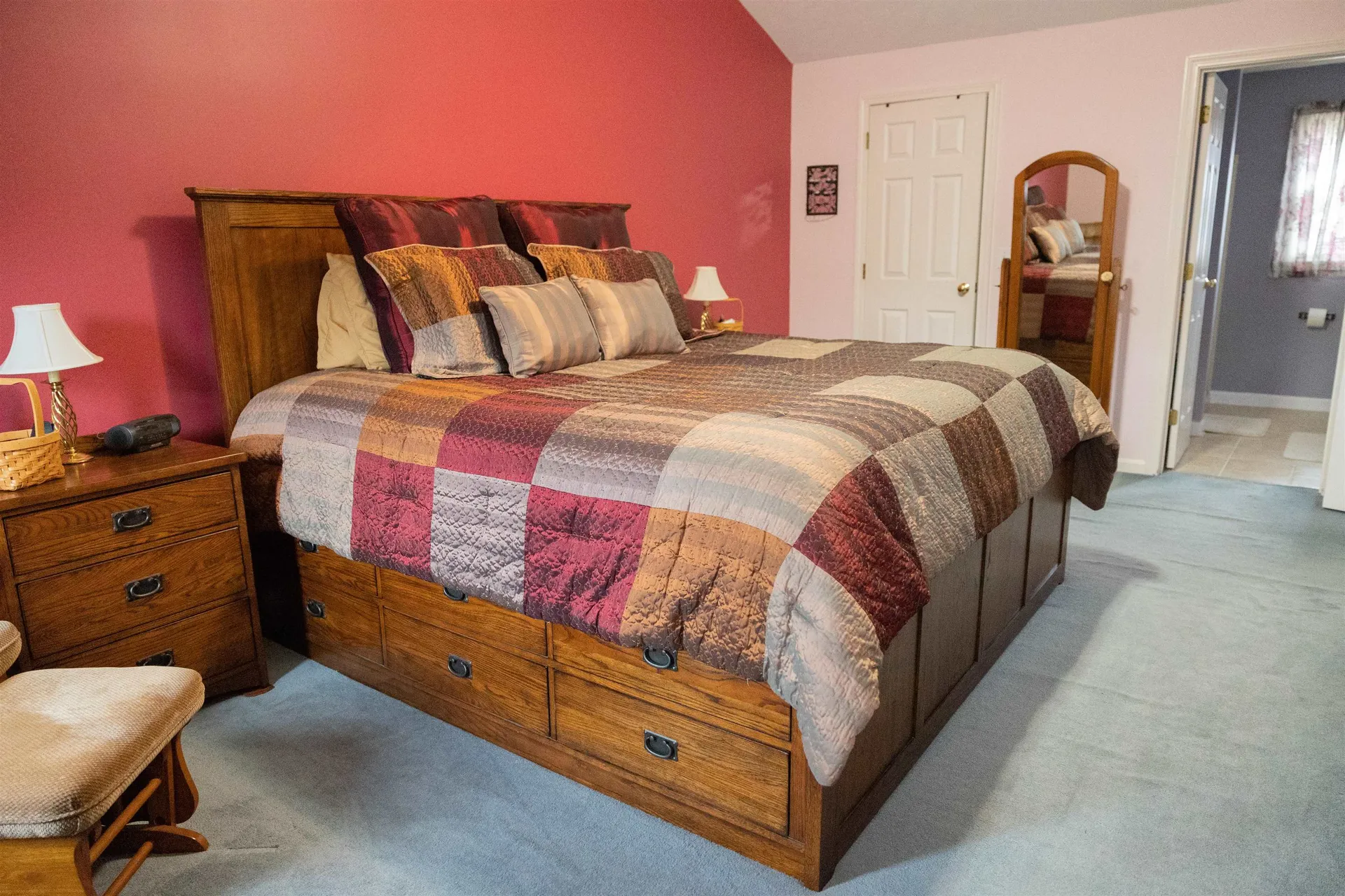 16 Settlement Way Nashua NH 03062-4438